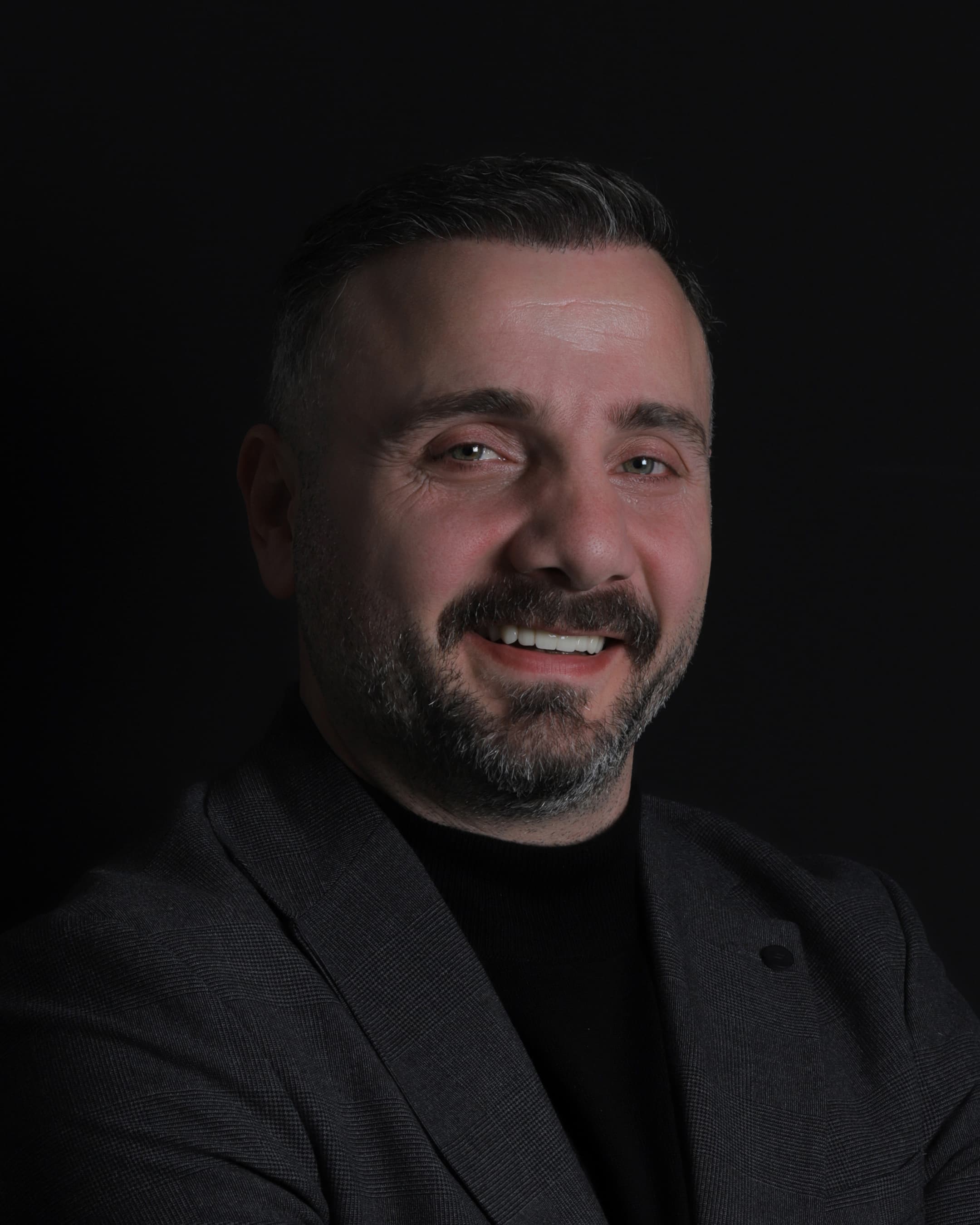 Muzaffer Yildiz, Logistics Specialist